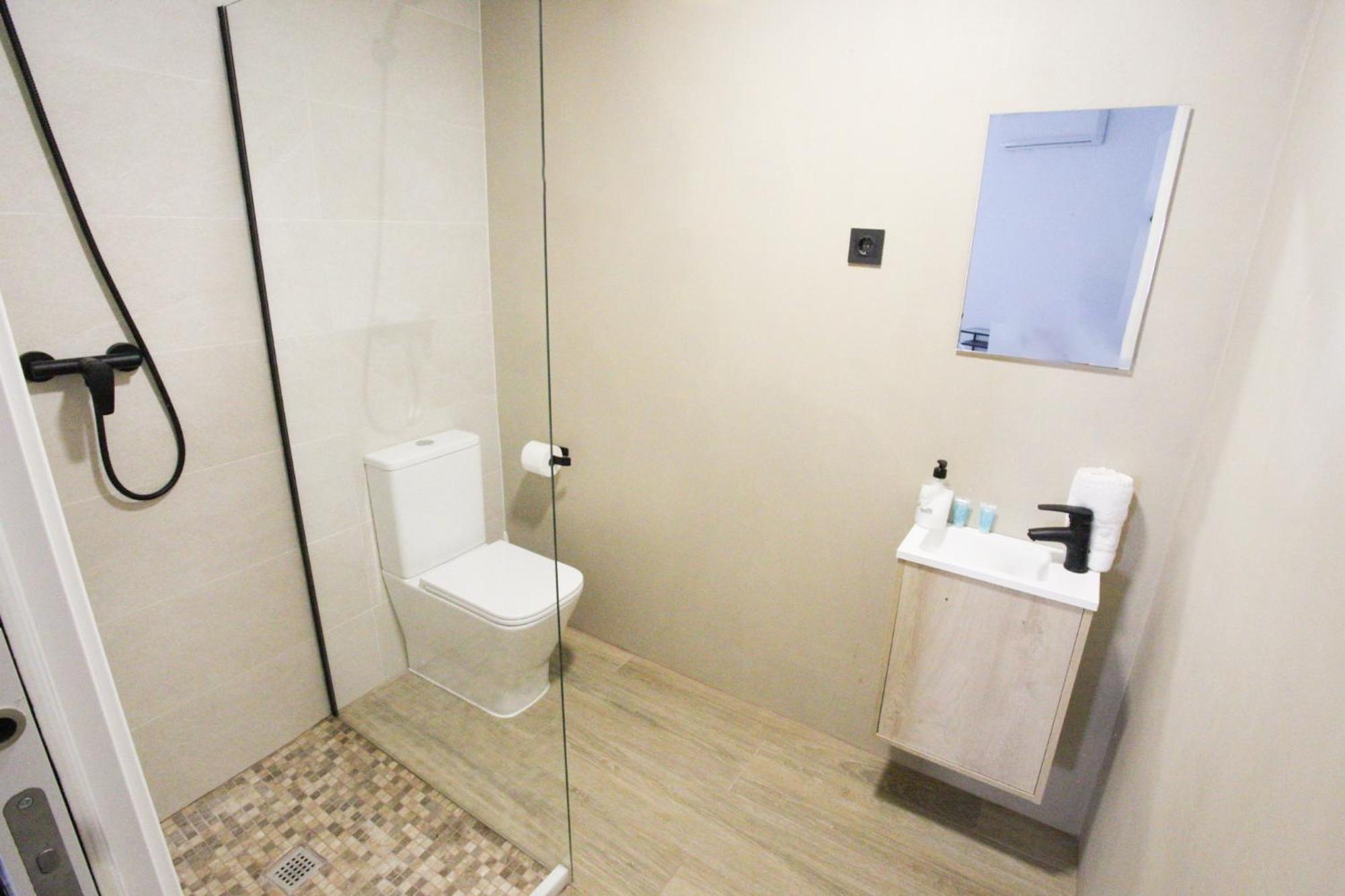 Muede Hostel Торемолинос Екстериор снимка